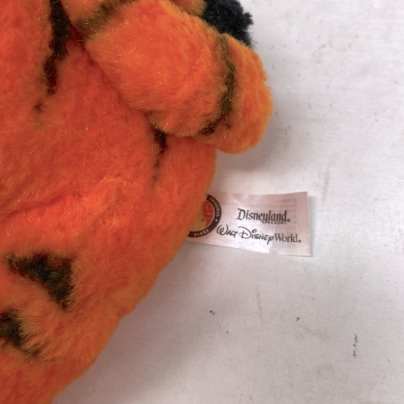 Set Of 2 Walt Disney World Winnie The Pooh Tigger Plushies 15” and 8” - Picture 11 of 11